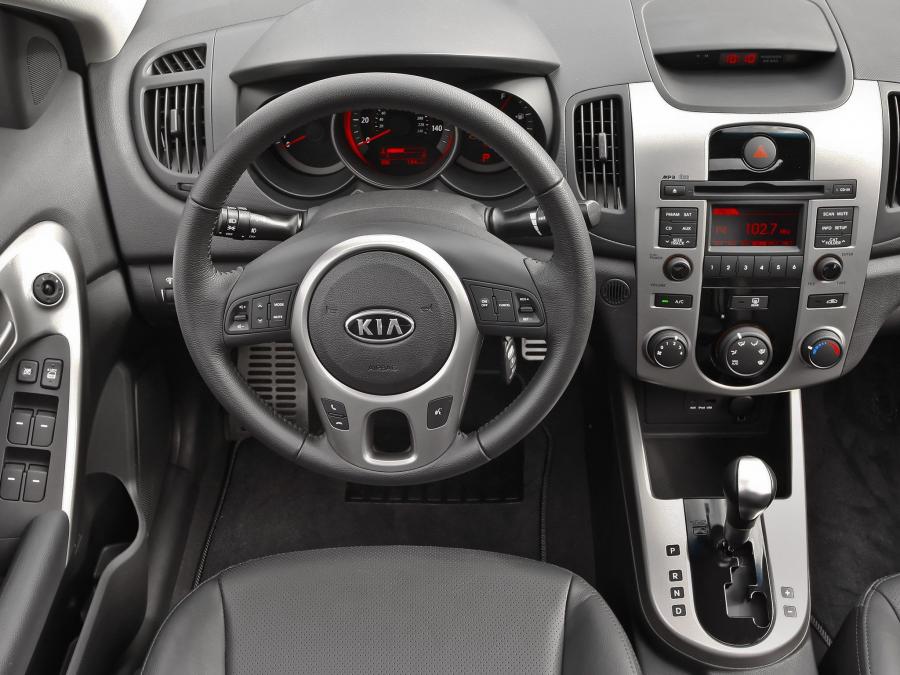  Kia Forte 2009 года  (фото 20 из 128)